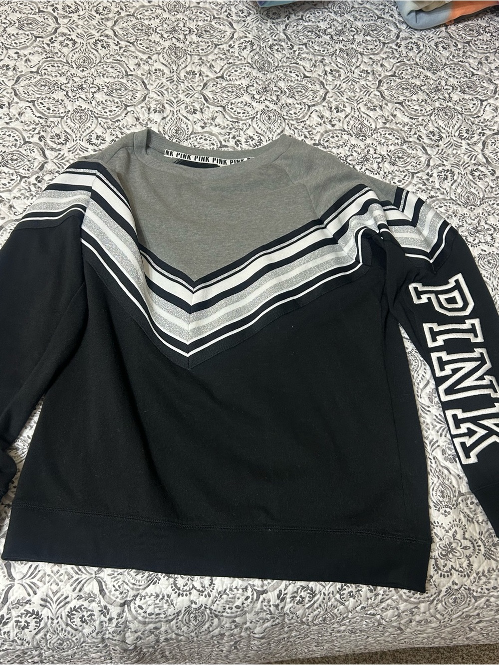 Victoria's Secret PINK Crewneck Sweatshirt in Gray & Black